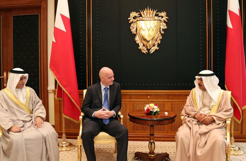 الرياضة في قلب ووجدان خليفة بن سلمان