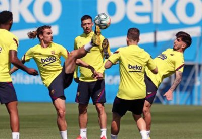 برشلونة في ورطة !