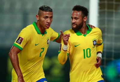 نيمار يغادر معسكر منتخب البرازيل