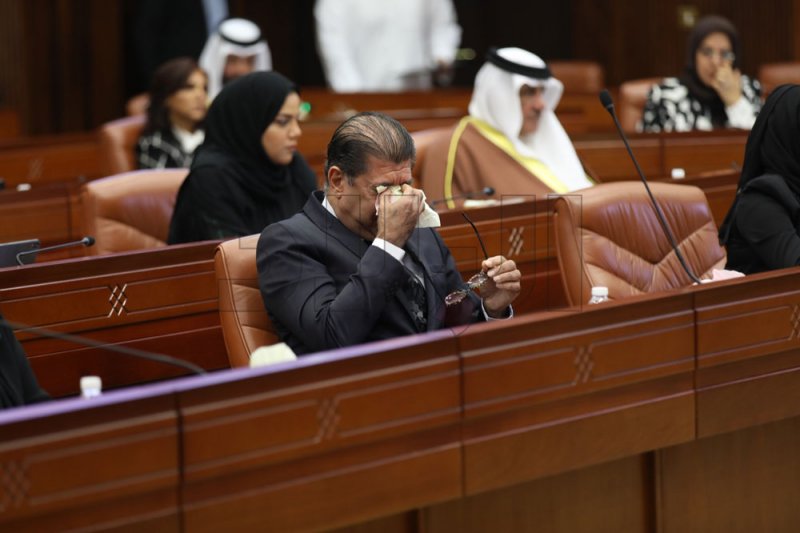 بالفيديو والصورة: جمال فخرو يبكي الأمير الراحل بجلسة الشورى