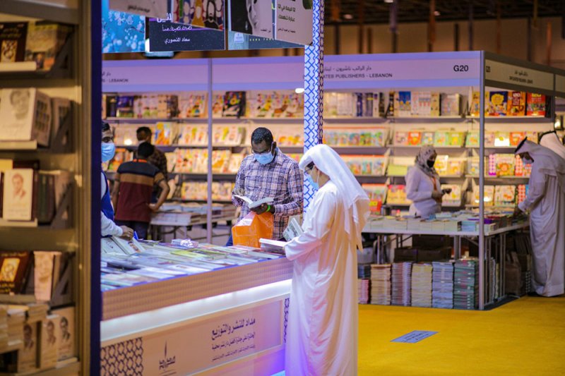 "الشارقة الدولي للكتاب" يسجل تاريخاً جديداً