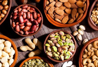 المكسرات مهمة لخصوبة الرجال