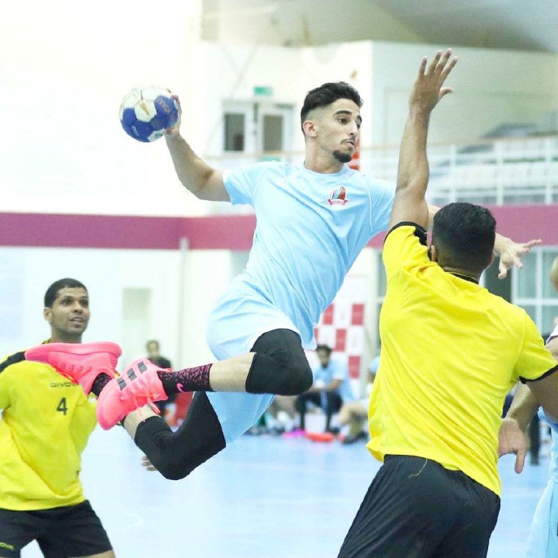 فرق سداسي اليد ترفع وتيرة الاستعداد