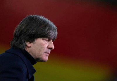 عقب الهزيمة المذلة.. المنتخب الألماني يحسم مصير لوف