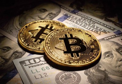 "بيتكوين" تثير الجدل.. سعر خيالي متوقع خلال عام فقط