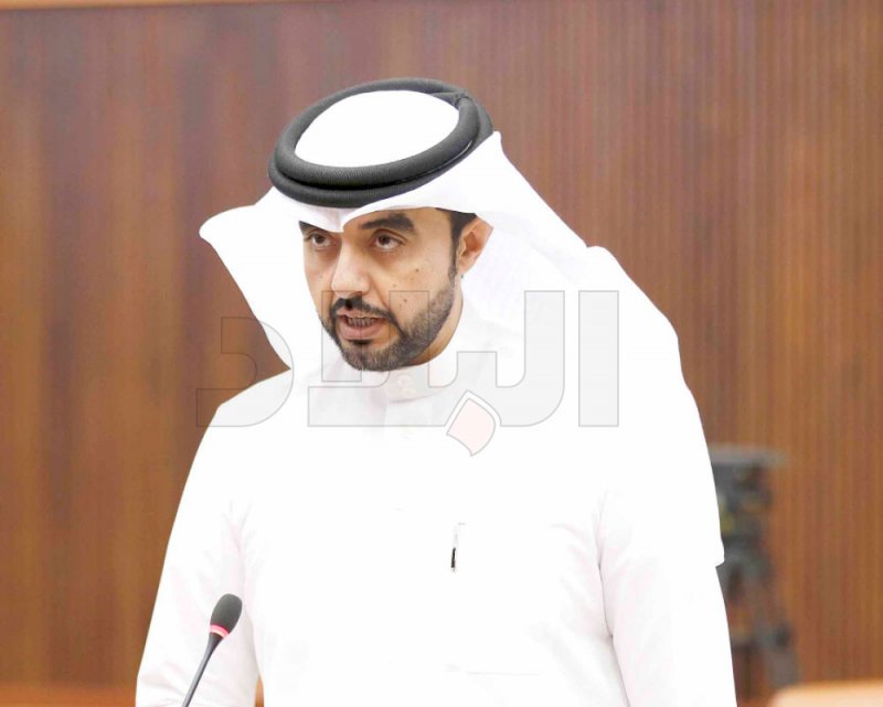 السواد: ربّان السفينة