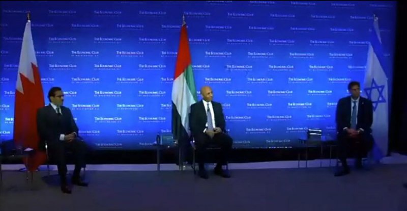 سفير مملكة البحرين لدى الولايات المتحدة الأمريكية يشارك في ندوة عقدها نادي واشنطن الاقتصادي