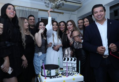 ايناس عز الدين: سعيدة بمفاجأة عيد ميلادي وانتظروني قريبا 