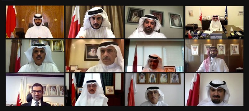 ناصر بن حمد يناقش مع الوزراء توصيات "قمة الشباب" ويوجه لدراستها وتنفيذها