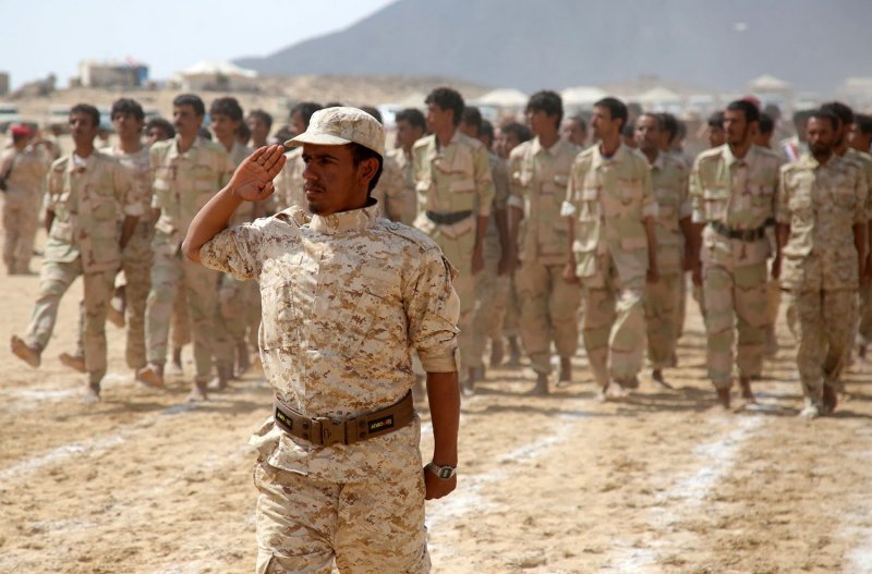 معين عبدالملك: لا رجعة عن هزيمة المشروع الإيراني في اليمن