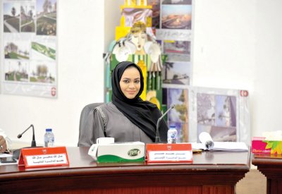 ايمان عبدالله: شوارع مدينة عيسى تئن وتنتظر التطوير