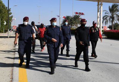 نائب رئيس الأمن العام يتفقد الاستعدادات الأمنية لاستقبال سباق الفورمولا 1