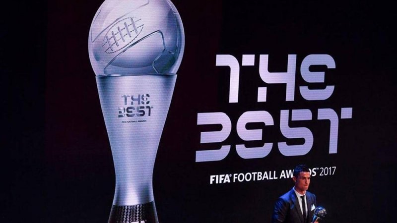 11 لاعبا.. الفيفا يعلن أسماء المرشحين لجائزة الأفضل في 2020