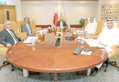 مجلس إدارة “بابكو” يستهل اجتماعه بدقيقة صمت تكريمًا لباني النهضة