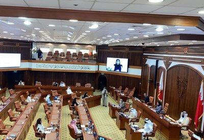 "التدخين بين الشباب" تحت مجهر مناقشات البرلمان الشبابي