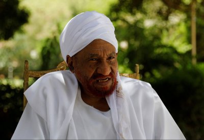 اسمه حفر عميقا.. معلومات عن آخر رئيس وزراء سوداني منتخب