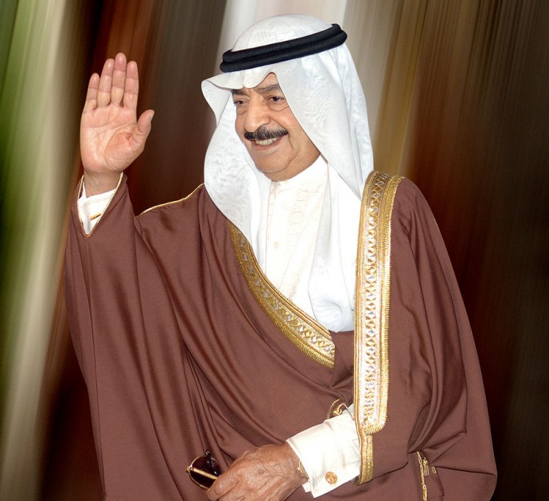 اسمك خليفة درع