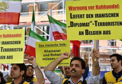 بلجيكا تحاكم دبلوماسيا إيرانيا للاشتباه بتورطه بمحاولة تفجير