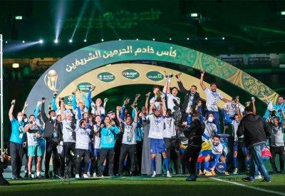 الهلال يحسم الديربي ويتوج بطلاً لكأس الملك للمرة التاسعة