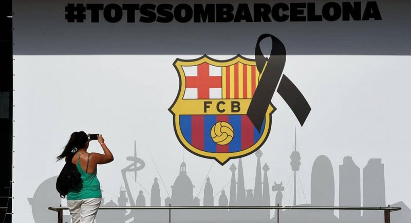 برشلونة يقترب من تخفيض الرواتب بقيمة 122 مليون يورو