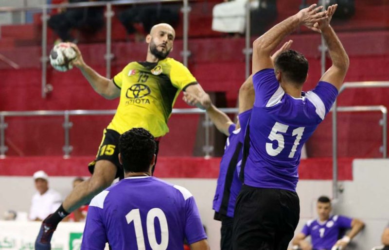 بالصور: الأهلي يهزم باربار بسداسي اليد
