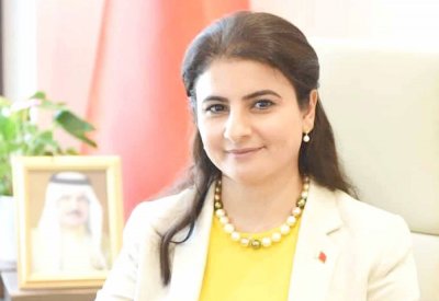 سوسن لـ “البلاد”: إعلانات الشوارع تشتت الانتباه