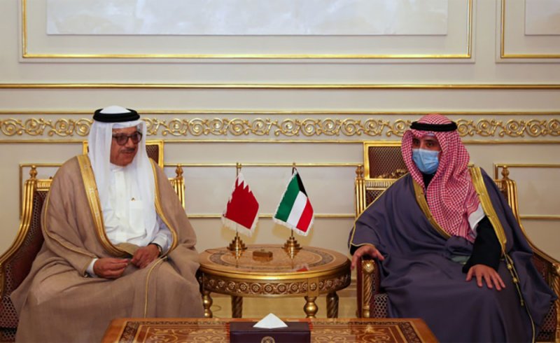 وزير الخارجية يجتمع مع وزير الخارجية الكويتي