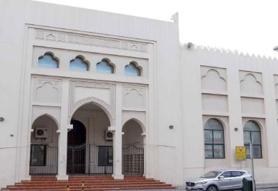 أهالي المحرق يحنون لفتح جامع الشيخ حمد بالسوق