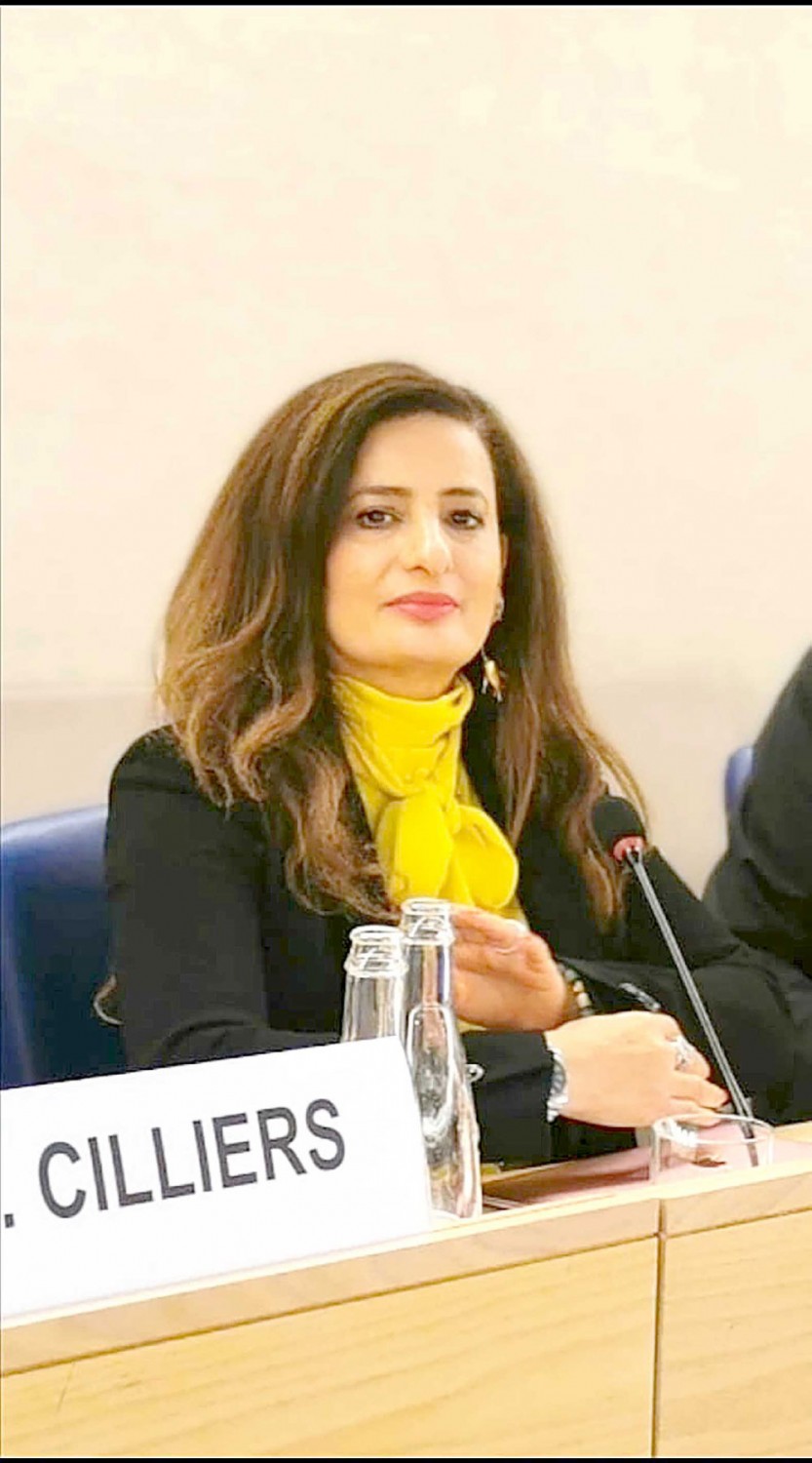 • نائب رئيس لجنة حقوق الطفل بالأمم المتحدة أمل الدوسري.