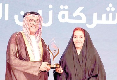 “زين” تستهدف شغل النساء لمناصب قيادية بنسبة 25 %