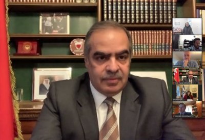 فواز بن محمد يشارك في الندوة التي أقامها مركز الشرق الأوسط وشمال أفريقيا بجامعة كامبريدج