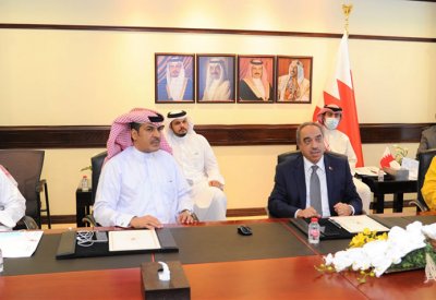 وزير الأشغال يبحث احتياجات ثامنة المحرق مع النائب الذوادي