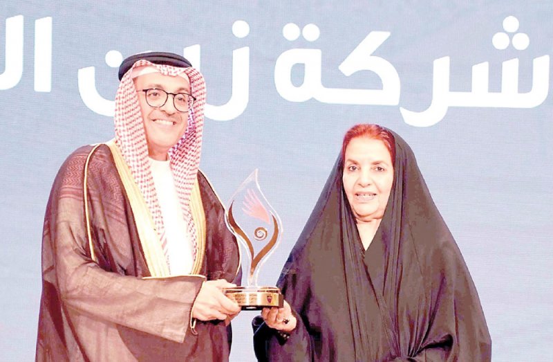 “زين” تستهدف شغل النساء لمناصب قيادية بنسبة 25 %