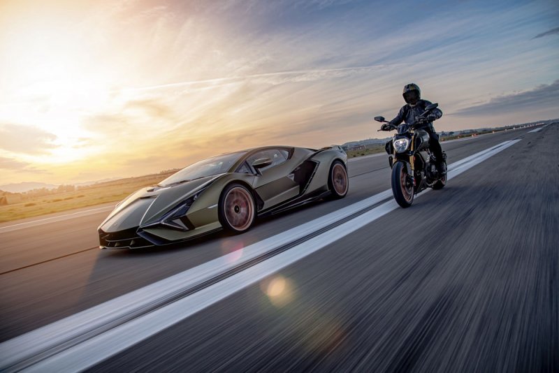 مشروع Ducati Diavel 1260 Lamborghini المستوحاة من Sián FKP 37