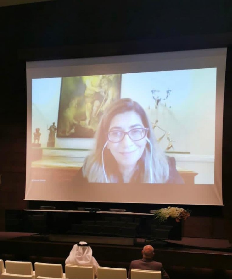 الكاتبة اللبنانية سوسن الأبطح تألّقت في حديثها عن "الثقافة كوطن بديل" في محاضرة مركز الشيخ إبراهيم