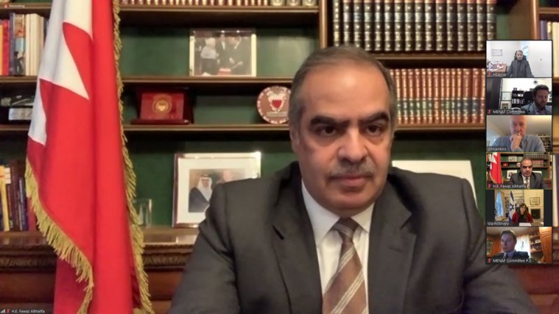 فواز بن محمد يشارك في الندوة التي أقامها مركز الشرق الأوسط وشمال أفريقيا بجامعة كامبريدج