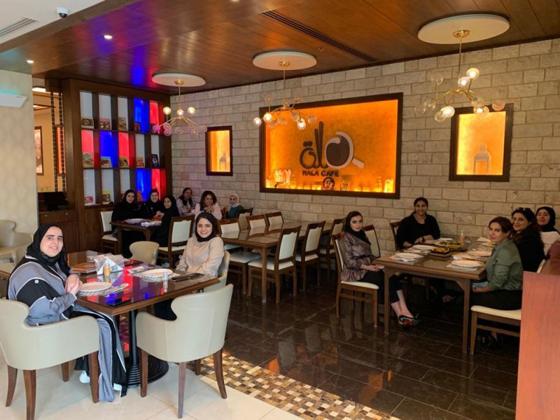 شركة عقارات السيف تحتفل بموظفاتها في يوم المرأة البحرينية