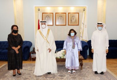 محافظ العاصمة يكرم السفيرتين الزياني والعلوي تقديراً لجهودهما
