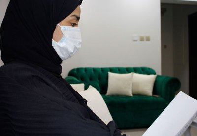 بالصورة: فتاة تروي قصتها لـ "البلاد": أمي تخلت عني ولا أعرف والدي منذ 19 عاما