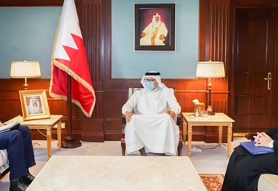 وزير الخارجية يستقبل المدير التنفيذي للمعهد الدولي للدراسات الاستراتيجية في الشرق الأوسط