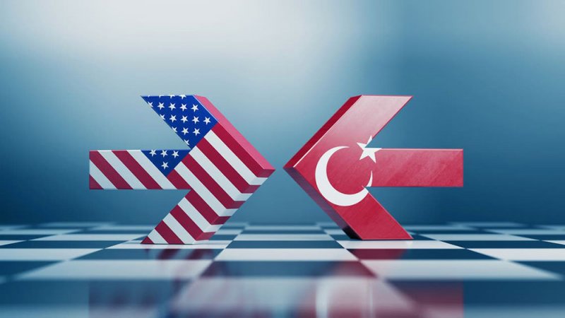 بين أميركا وتركيا.. تراشق اتهامات في اجتماع للناتو