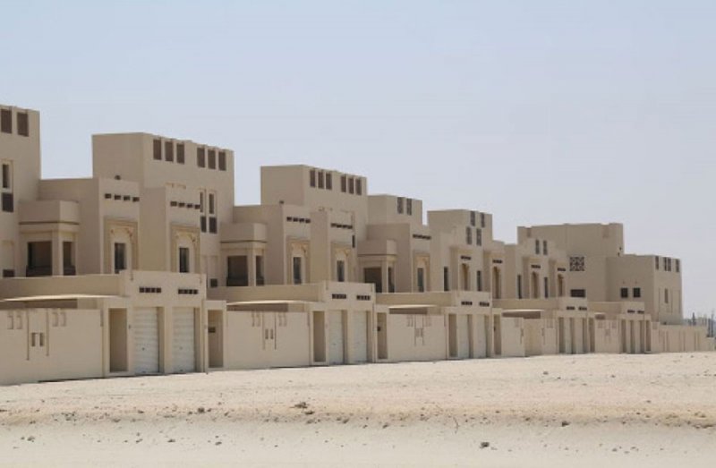 الدمستاني معاق وينتظر بيتا منذ 12 عاما