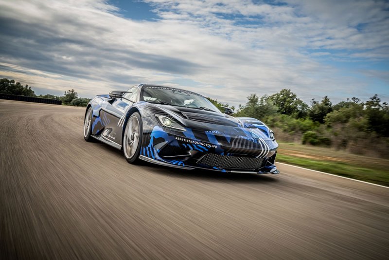 BATTISTA HYPERCAR تُكمل برنامج اختبار السرعة العالية