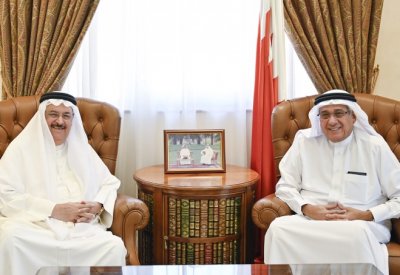 مستشار جلالة الملك لشؤون الإعلام يستقبل السفير خليل الذوادي