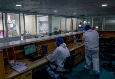لبنان يدق ناقوس الخطر: لا أسرة تكفي مصابي كورونا بالمستشفيات