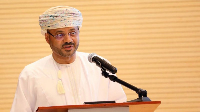 وزير الخارجية العماني: نرحب بالجهود الكويتية لتحقيق المصالحة الخليجية