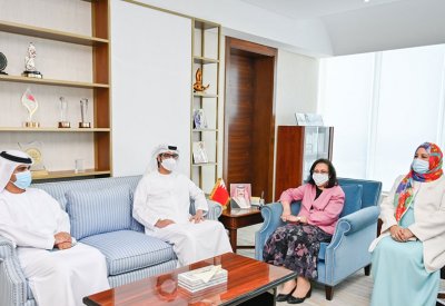 وزيرة الصحة تستقبل سفير الإمارات