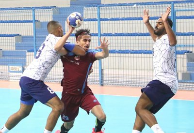 من يفوز بدوري اليد.. الشباب أم النجمة؟