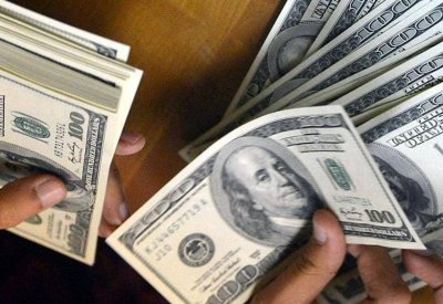 تنبيه مبكر: الدولار الأميركي "الخاسر الأكبر" في 2021