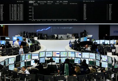 الأسهم الأوروبية تتراجع على وقع مؤثرات بريكست
